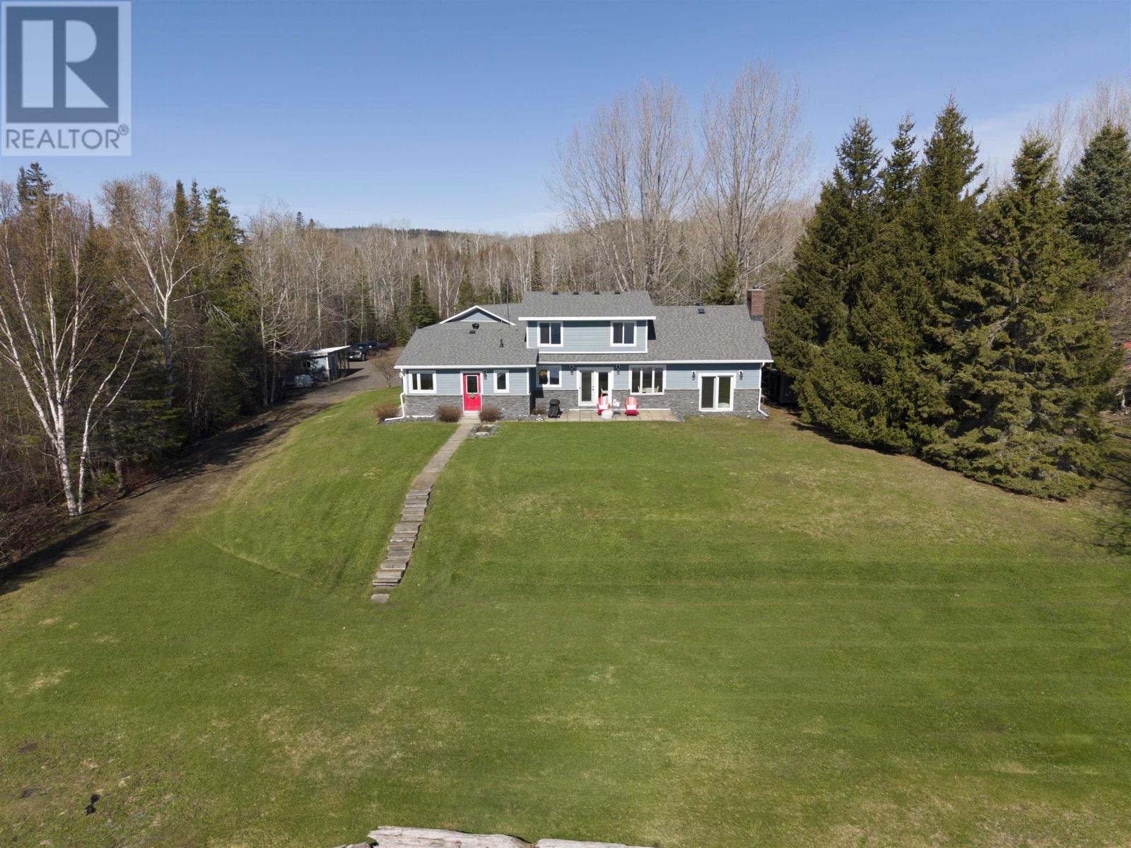 26 Margaret St S - 2