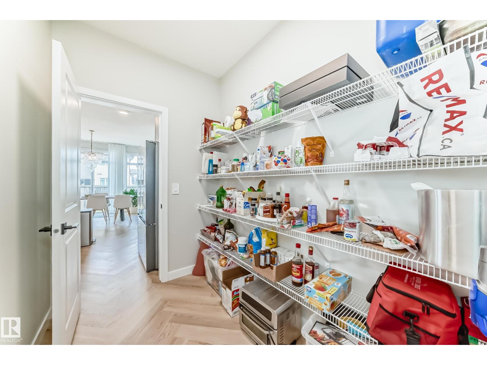 4231 206 ST NW - 28