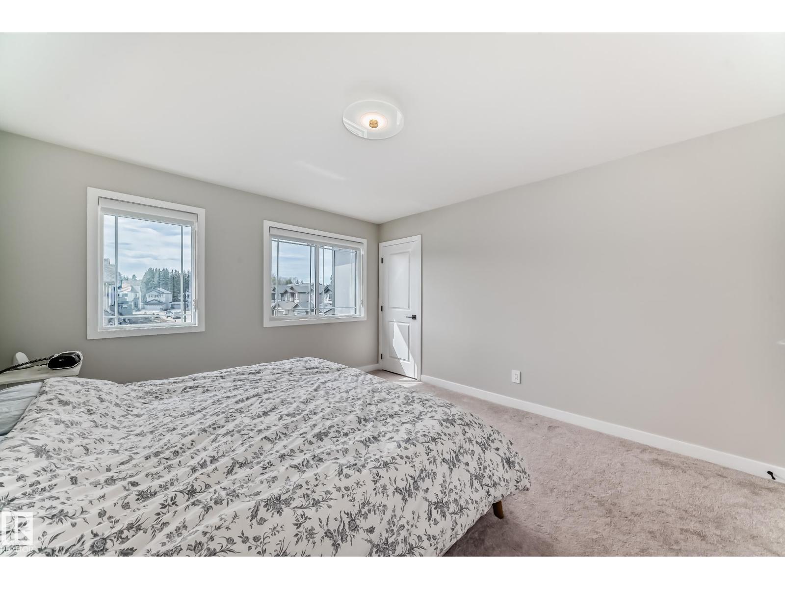 4231 206 ST NW - 32