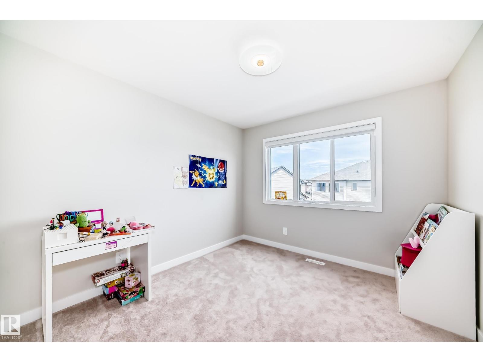 4231 206 ST NW - 40