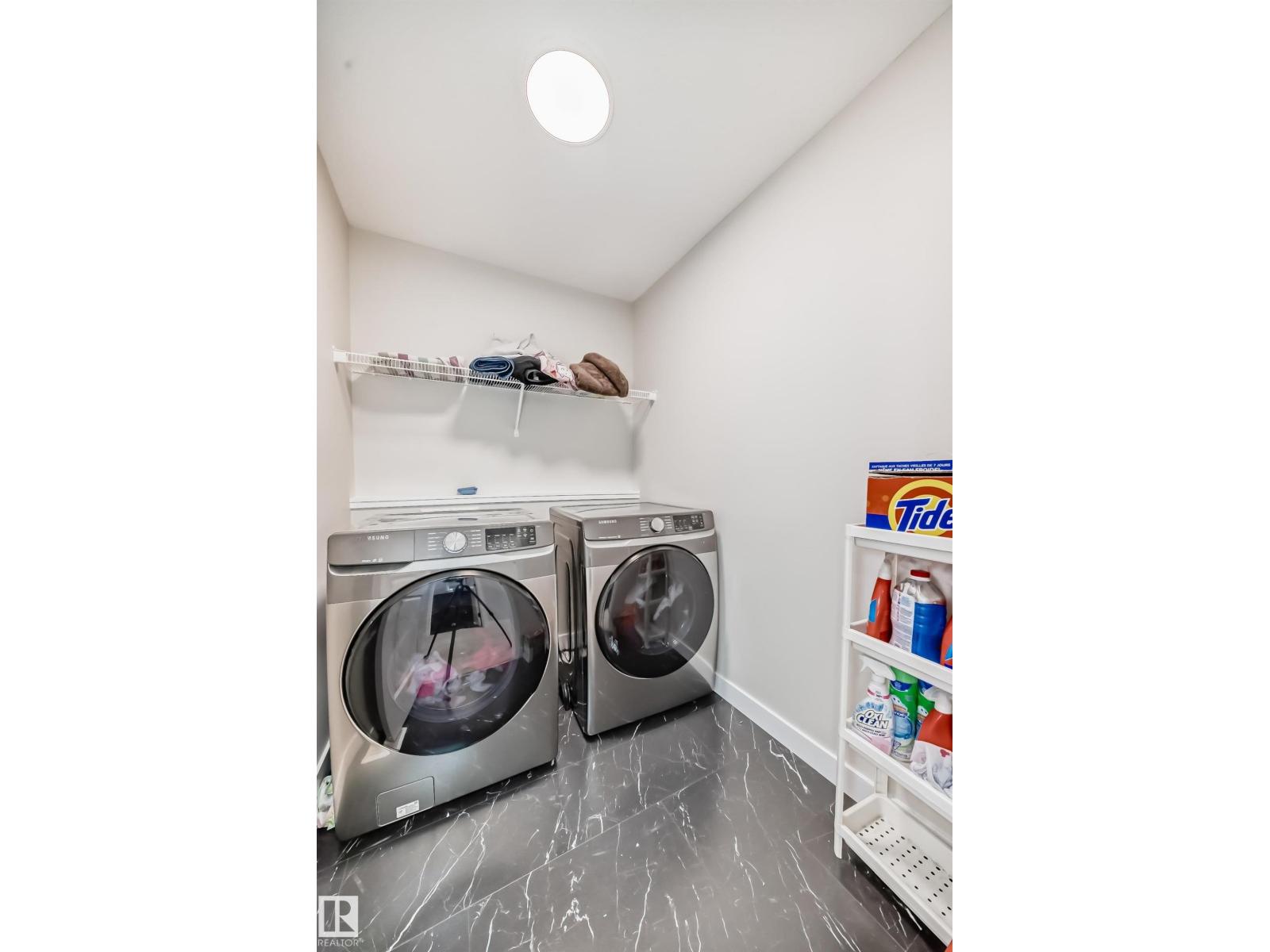 4231 206 ST NW - 54