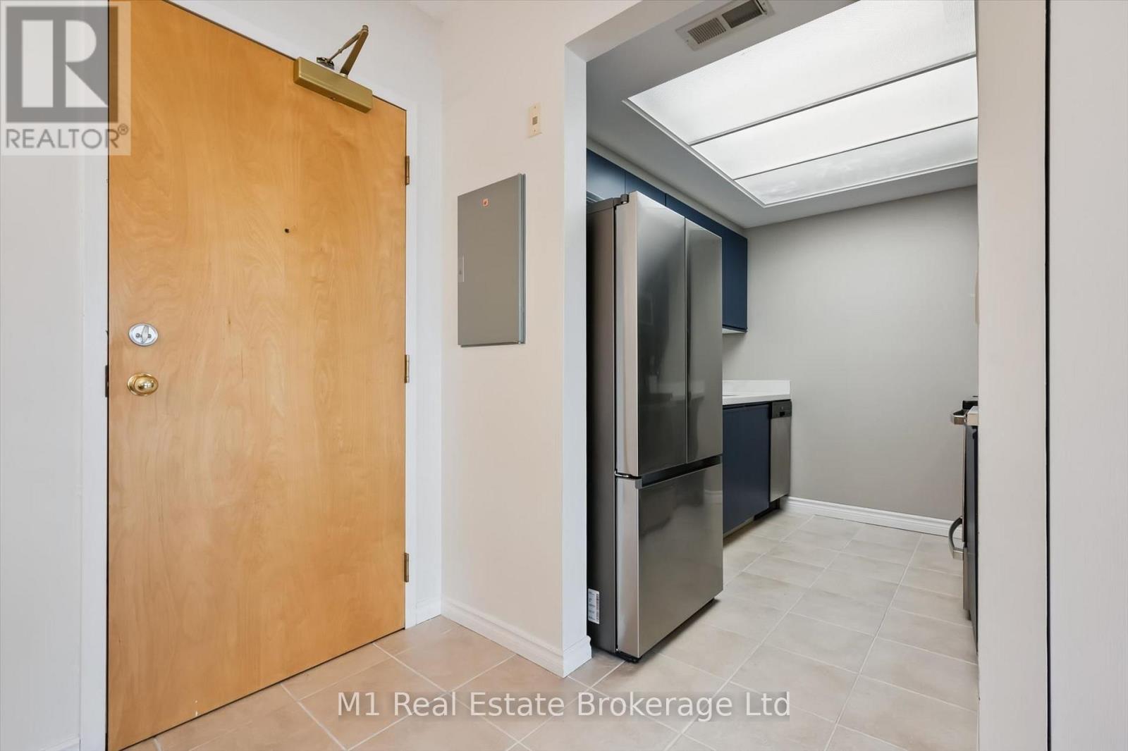 #208 105 BAGOT STREET - 13