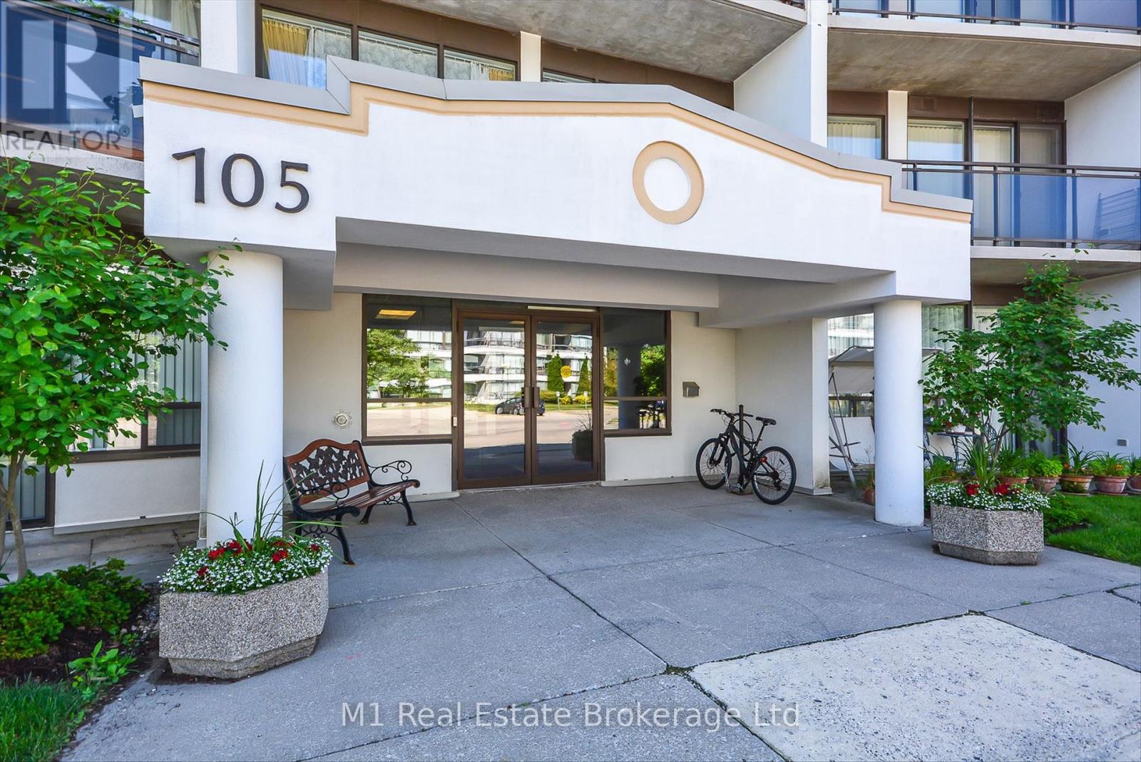#208 105 BAGOT STREET - 9