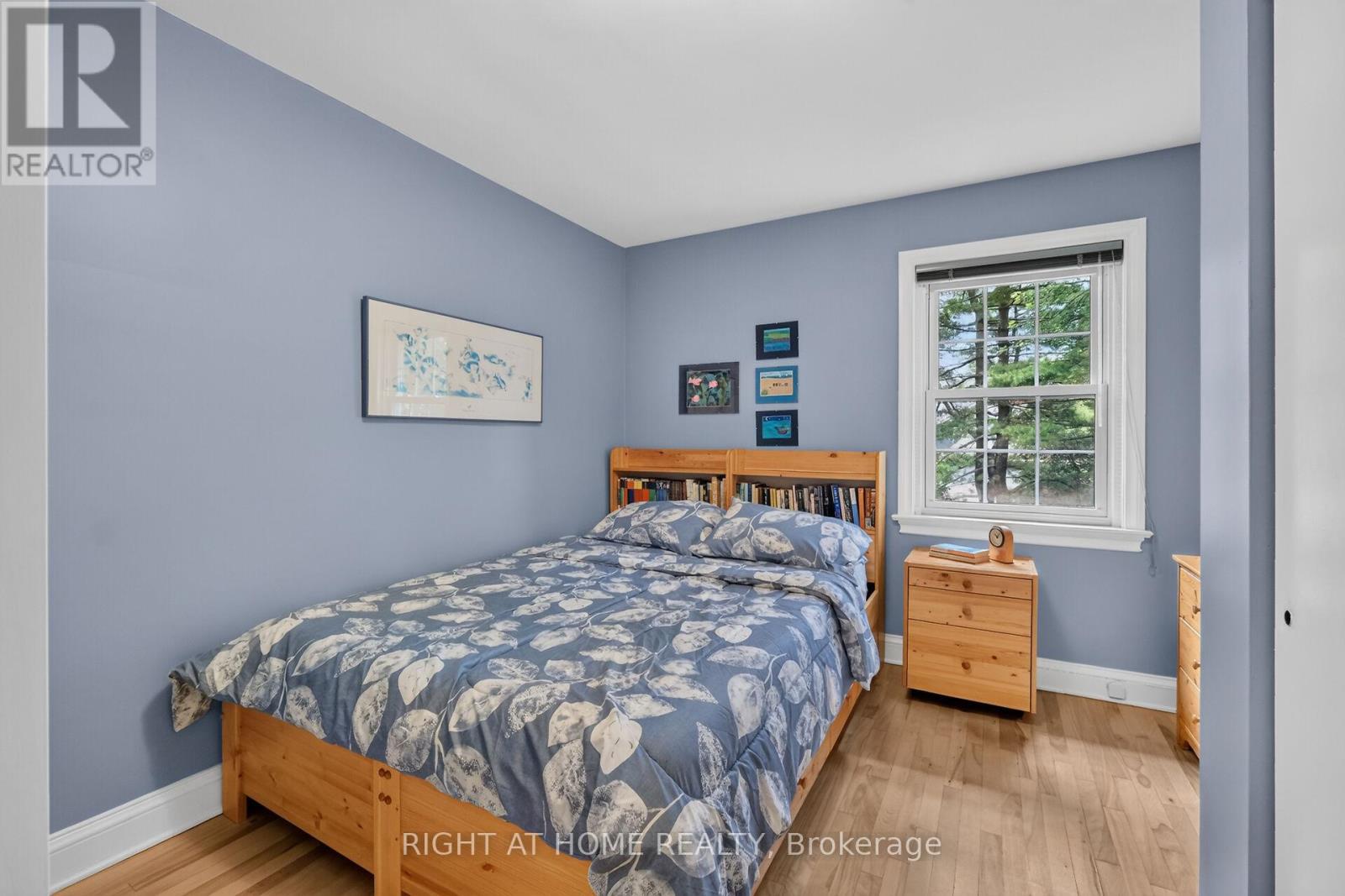 4 Bed, 3 Bath House for Sale in Ottawa – 949 KINGSMERE AVENUE, Ottawa – MLS# X13472810 - Image 47