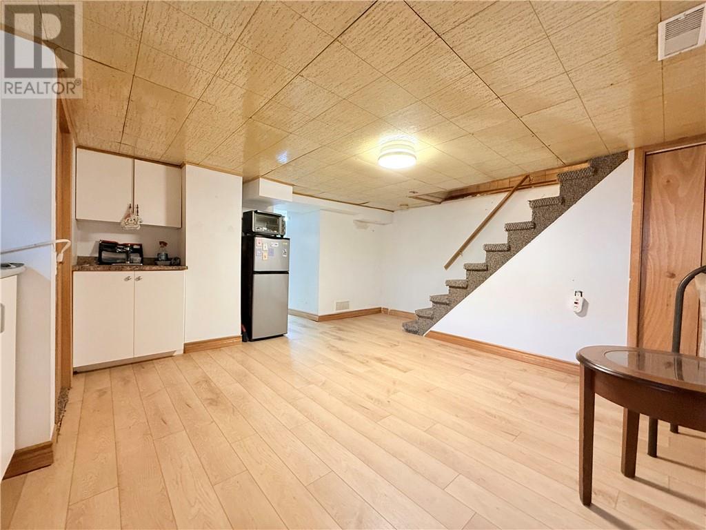 321 Mountain Street - 16