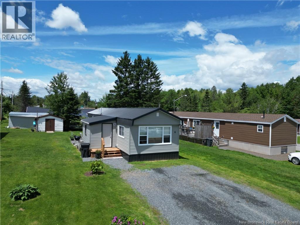6 Leafwood Crescent - 1
