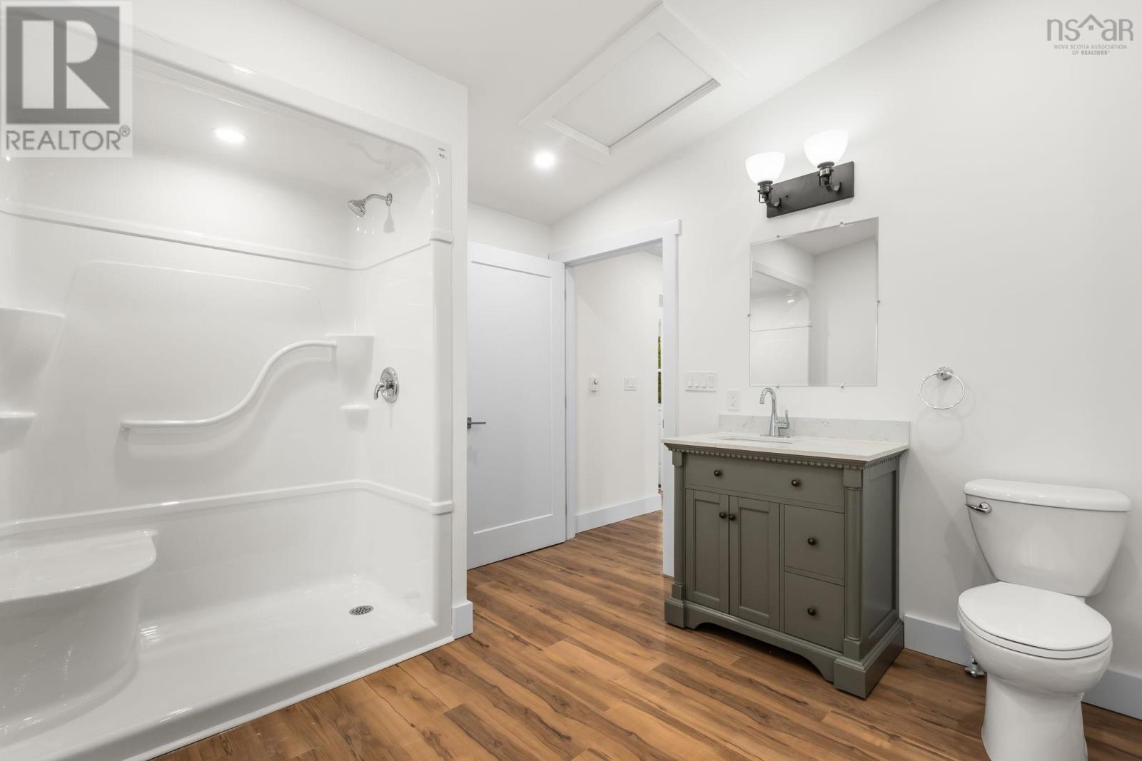 1649 Avondale Road - 22