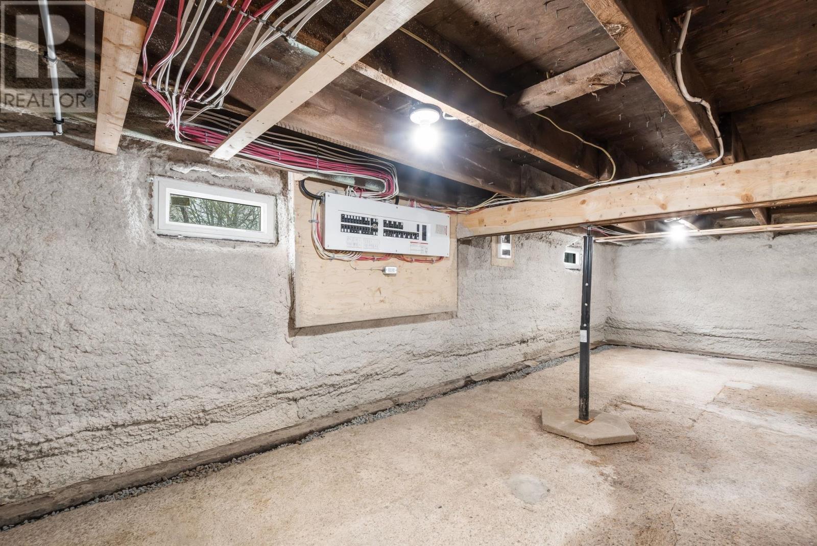 1649 Avondale Road - 27