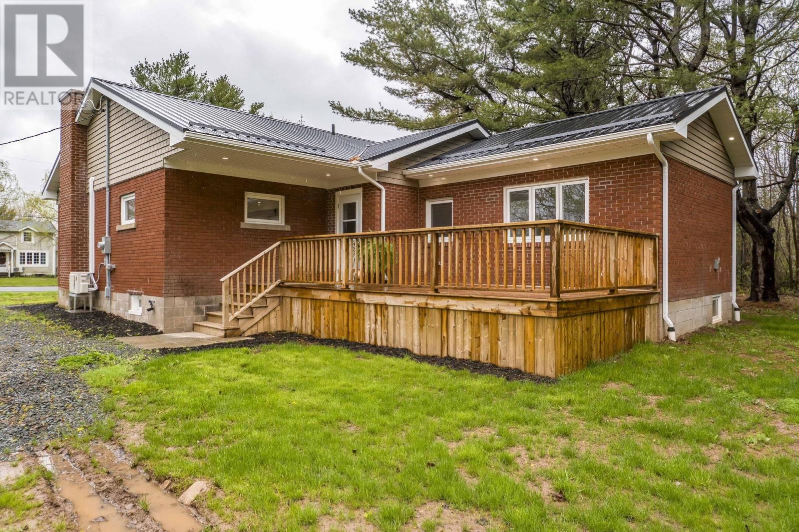 1649 Avondale Road - 1