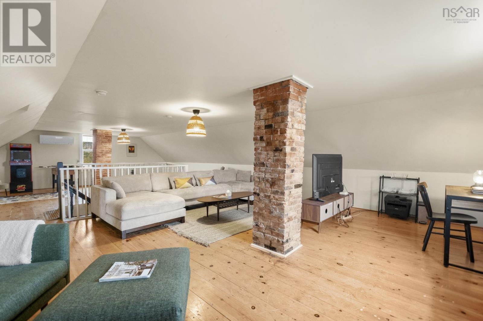 493 360 Highway - 30