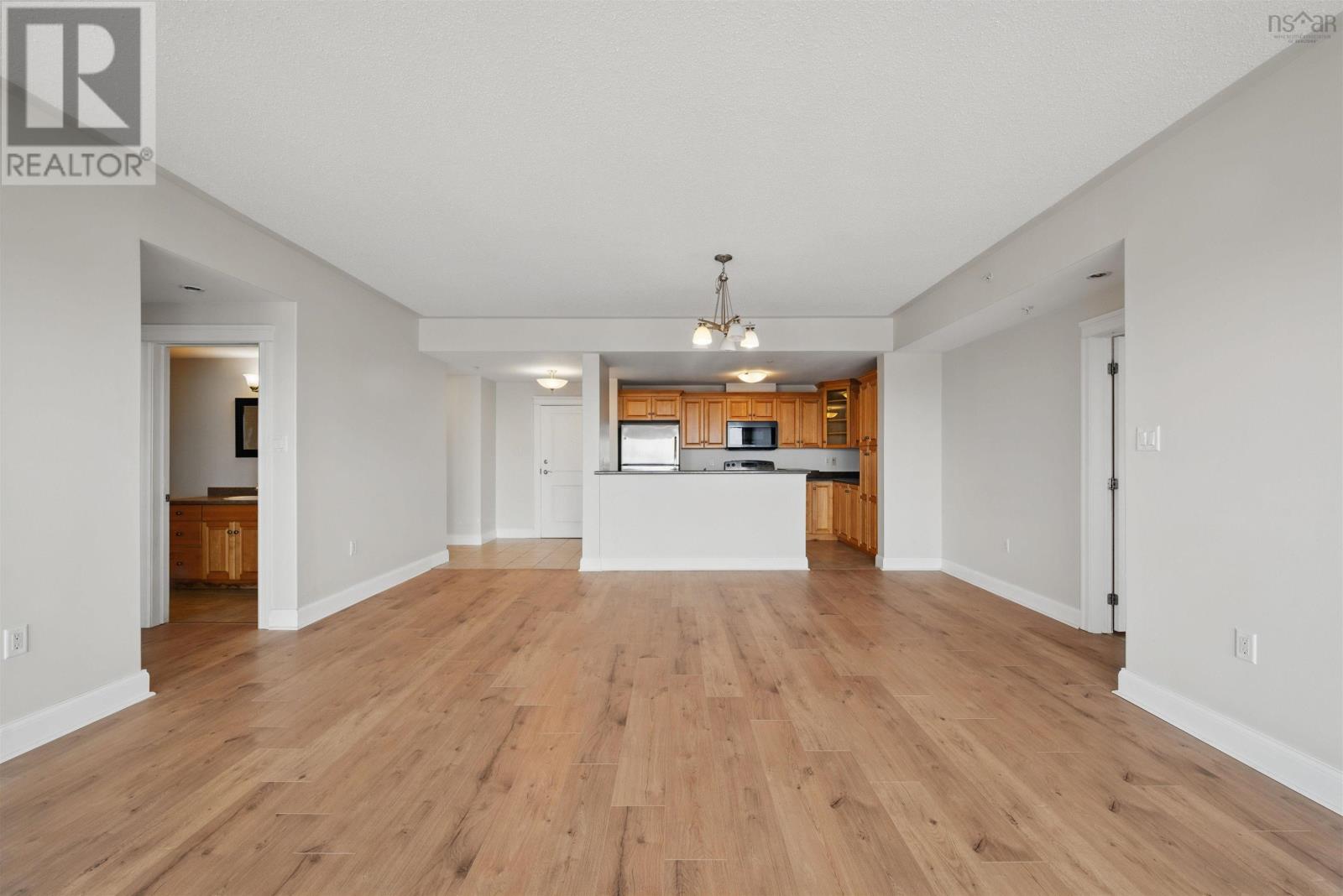 #901 60 Walter Havill Drive - 11