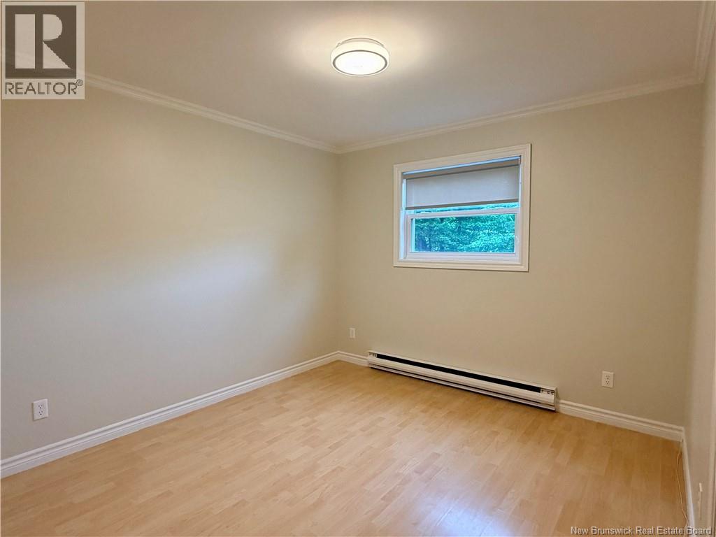 438 McKinnon - 18