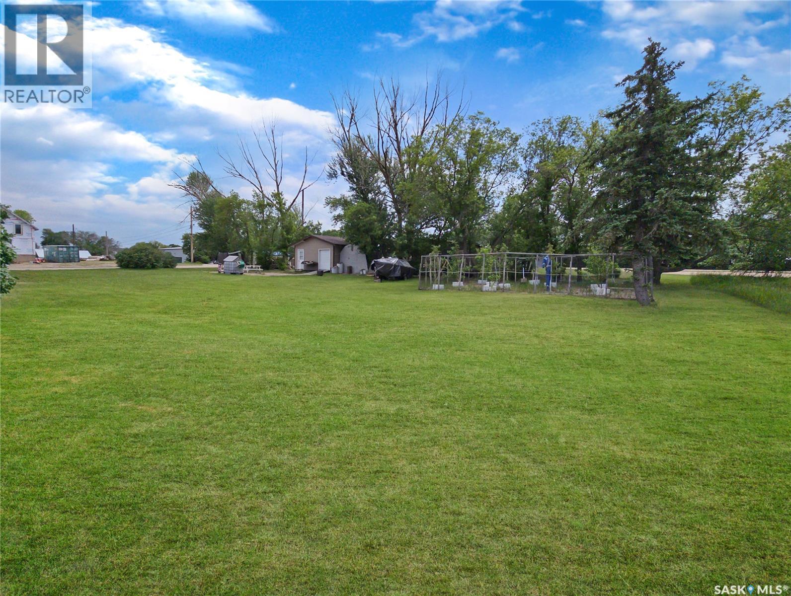 109 Prairie AVENUE — photo 15
