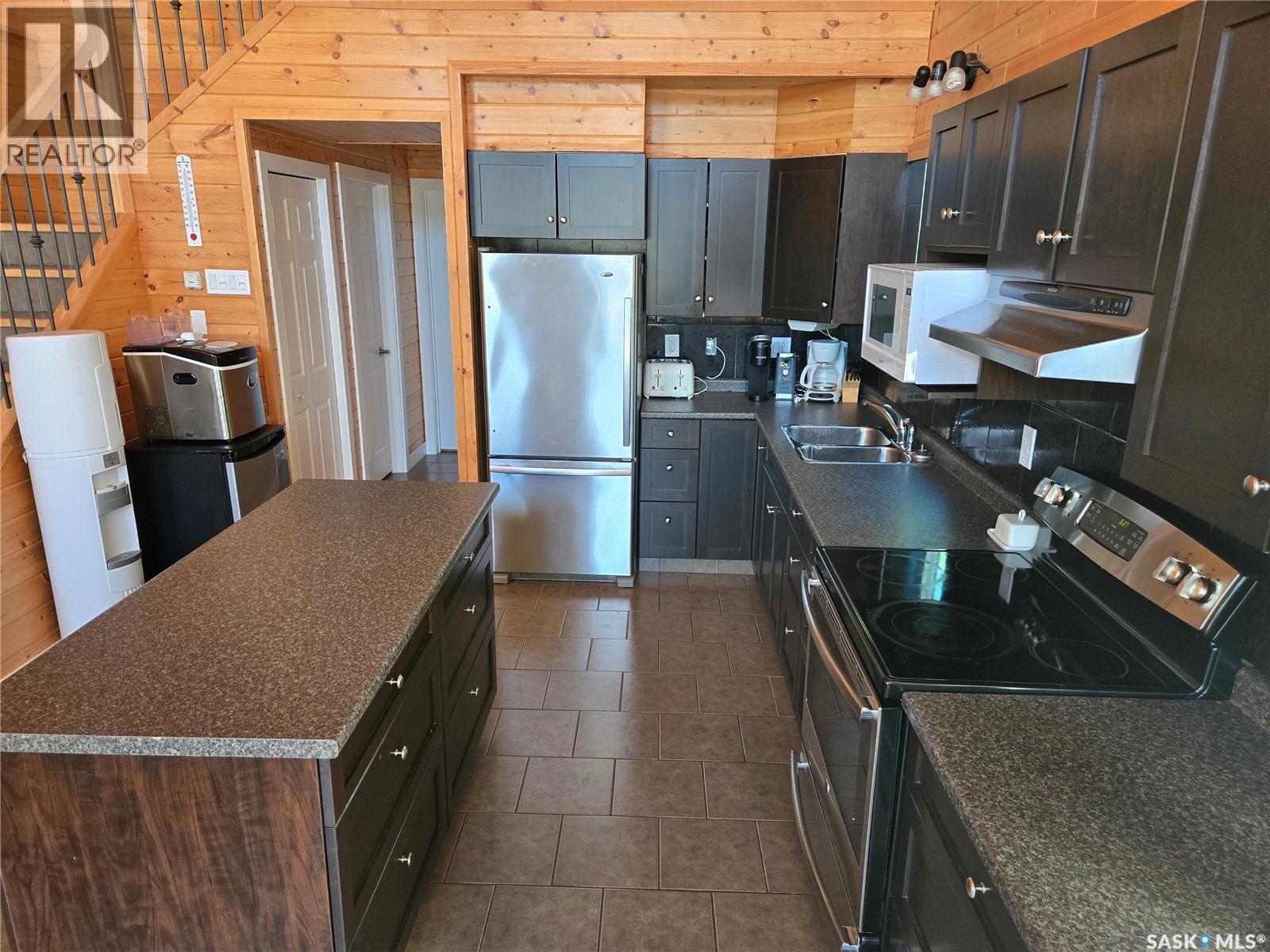 7 Lakeview DRIVE - 22