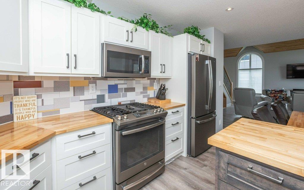 #86 160 Peace River AV - 12
