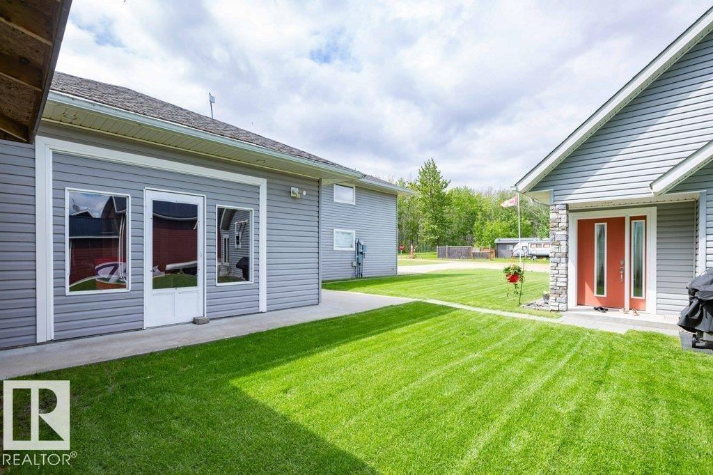 #86 160 Peace River AV - 48