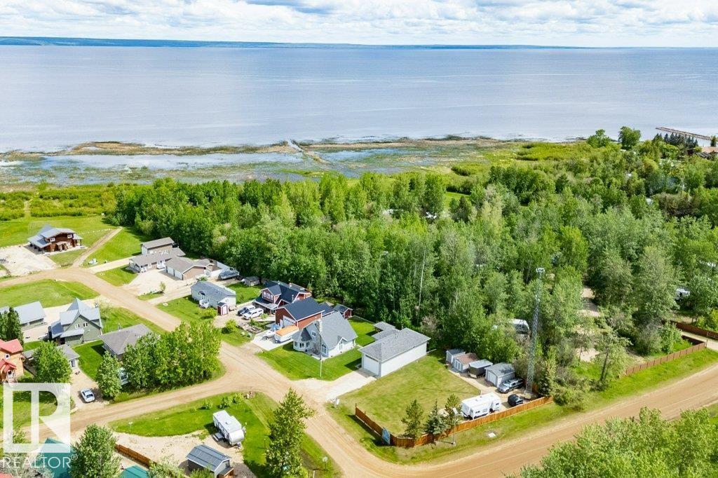 #86 160 Peace River AV - 50