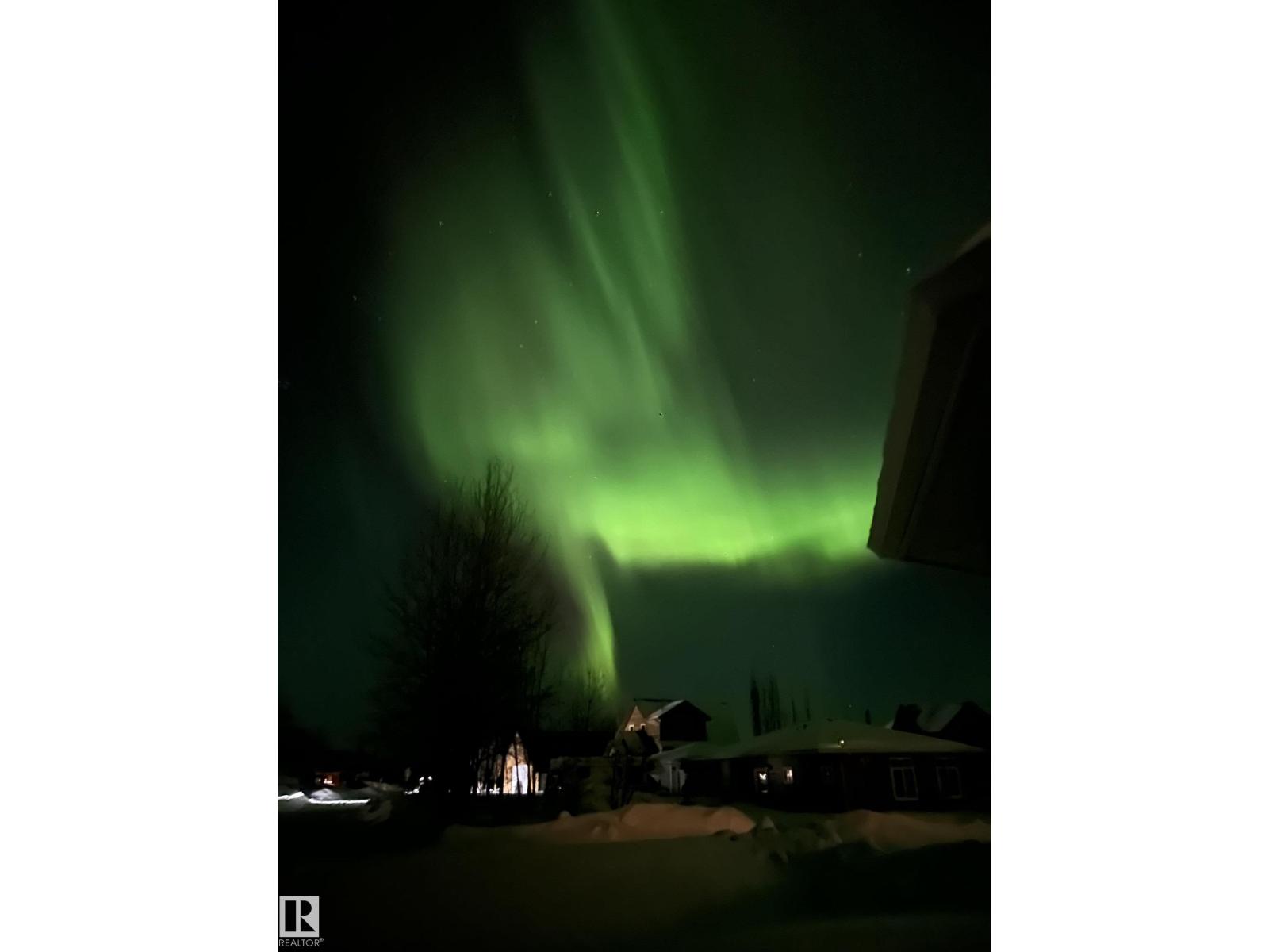 #86 160 Peace River AV - 56