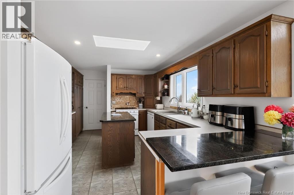 38 Edgemount Dr - 17