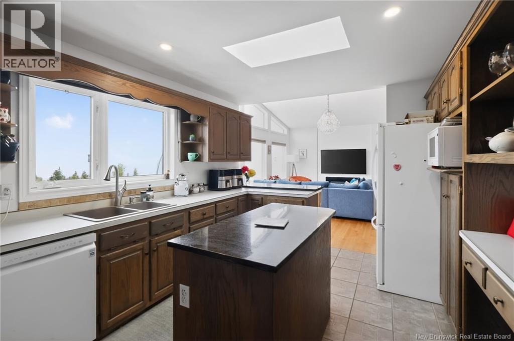 38 Edgemount Dr - Image 19