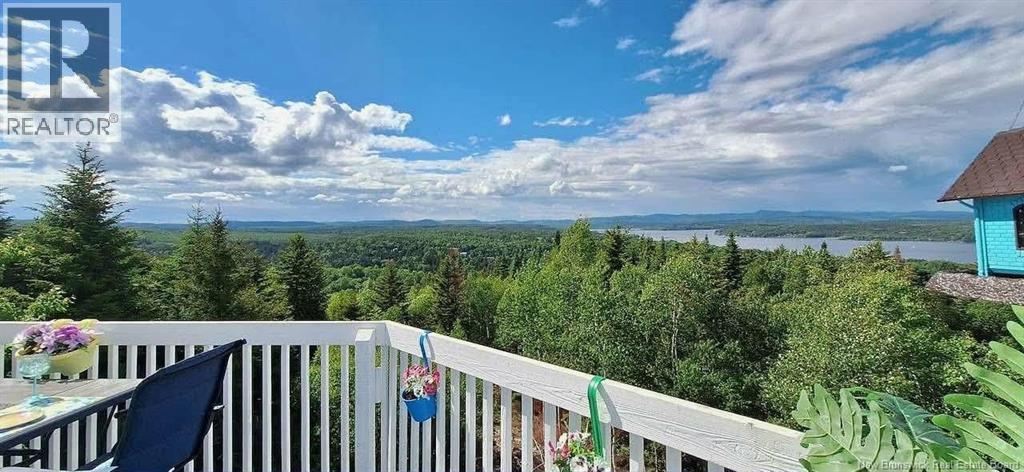 38 Edgemount Dr - 2