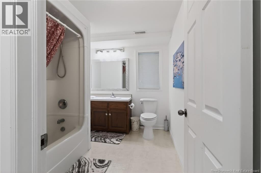 38 Edgemount Dr - 36