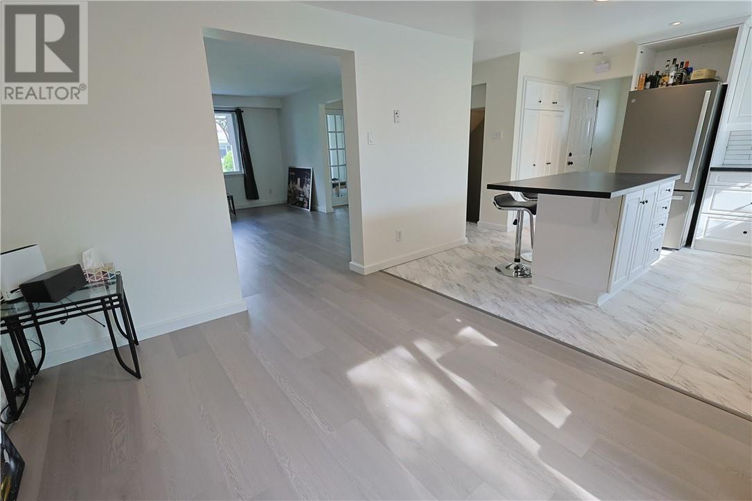 4 Bed, 3 Bath House for Sale in Ottawa – 12 Downsview Crescent, Ottawa - Image 32