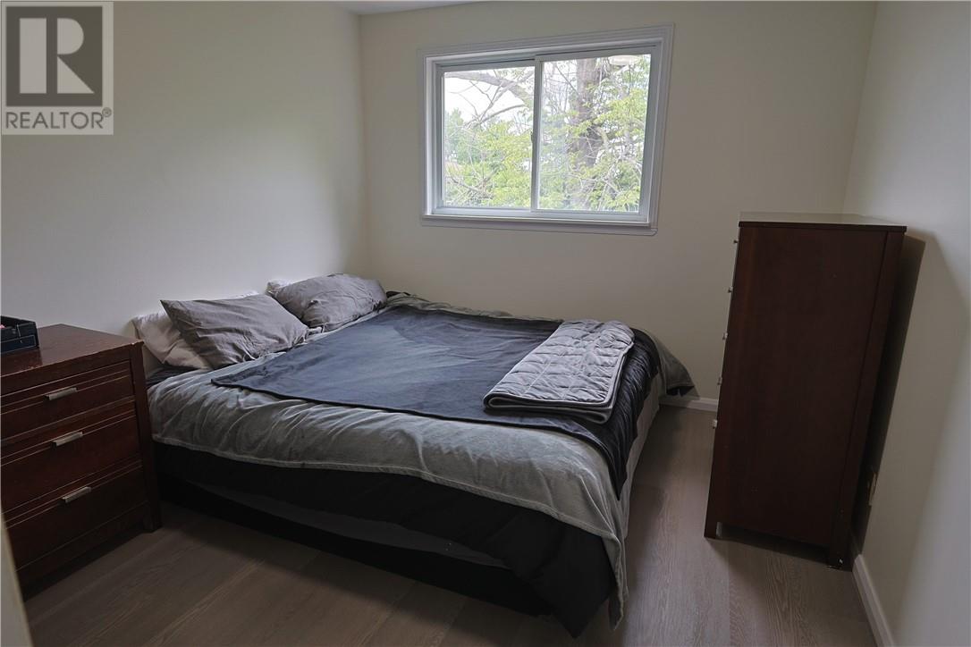 4 Bed, 3 Bath House for Sale in Ottawa – 12 Downsview Crescent, Ottawa - Image 50