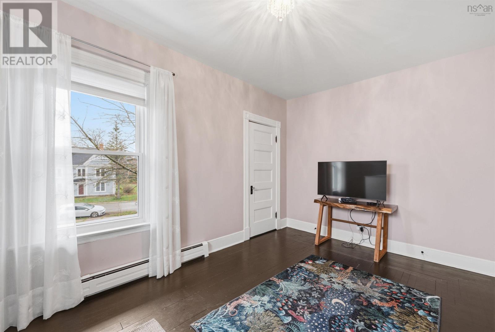 179 Granville Street - 31