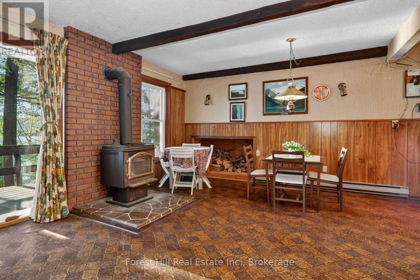 136 ROCK POINT ROAD - 16