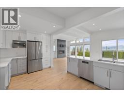 4pc Bathroom - 1315 Dehart Road, Kelowna, BC V1W4N3 Photo 18