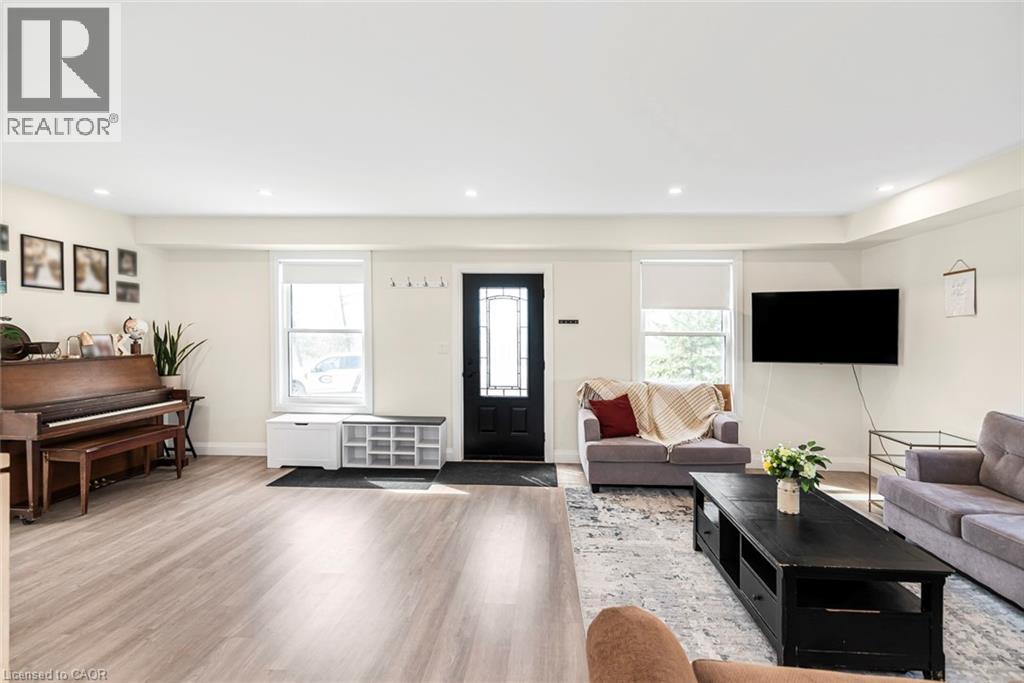 136 RYMER Road - 11
