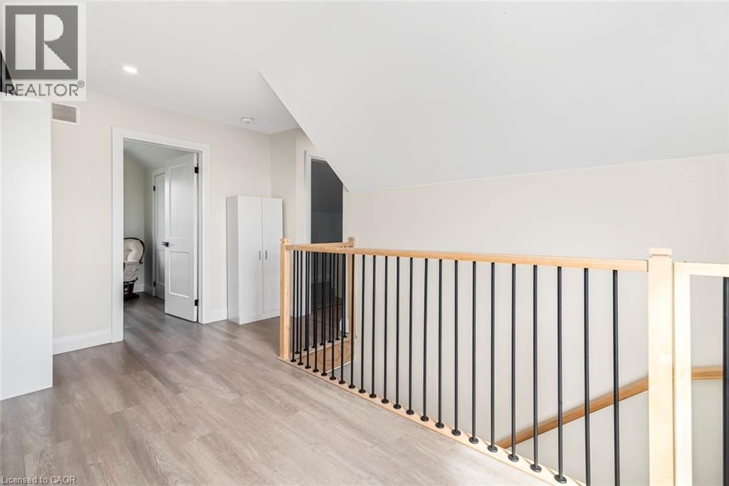136 RYMER Road - 24