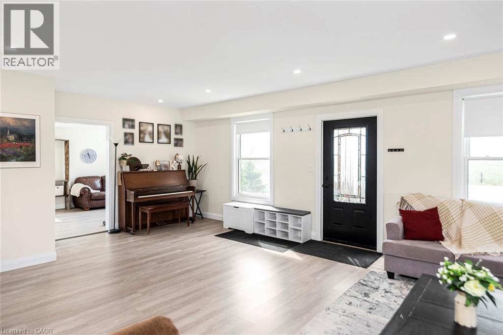 136 RYMER Road - 12