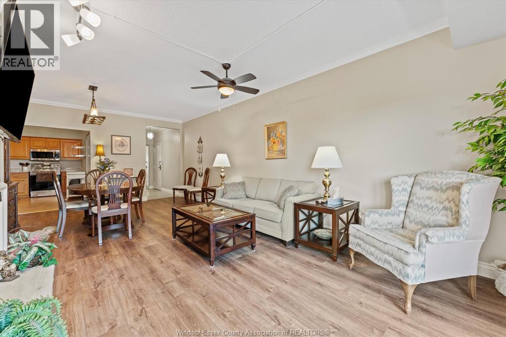 #702 3663 Riverside DRIVE East - 15