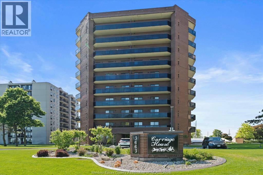 #702 3663 Riverside DRIVE East - 32