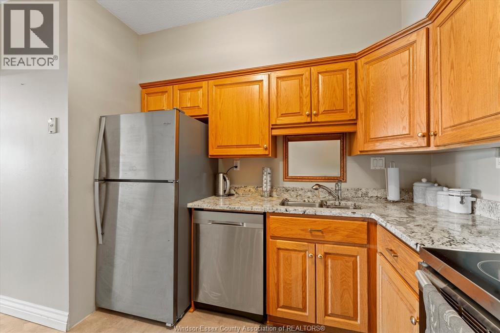 #702 3663 Riverside DRIVE East - 8