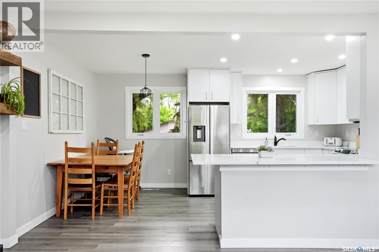 3345 Mountbatten STREET - 10