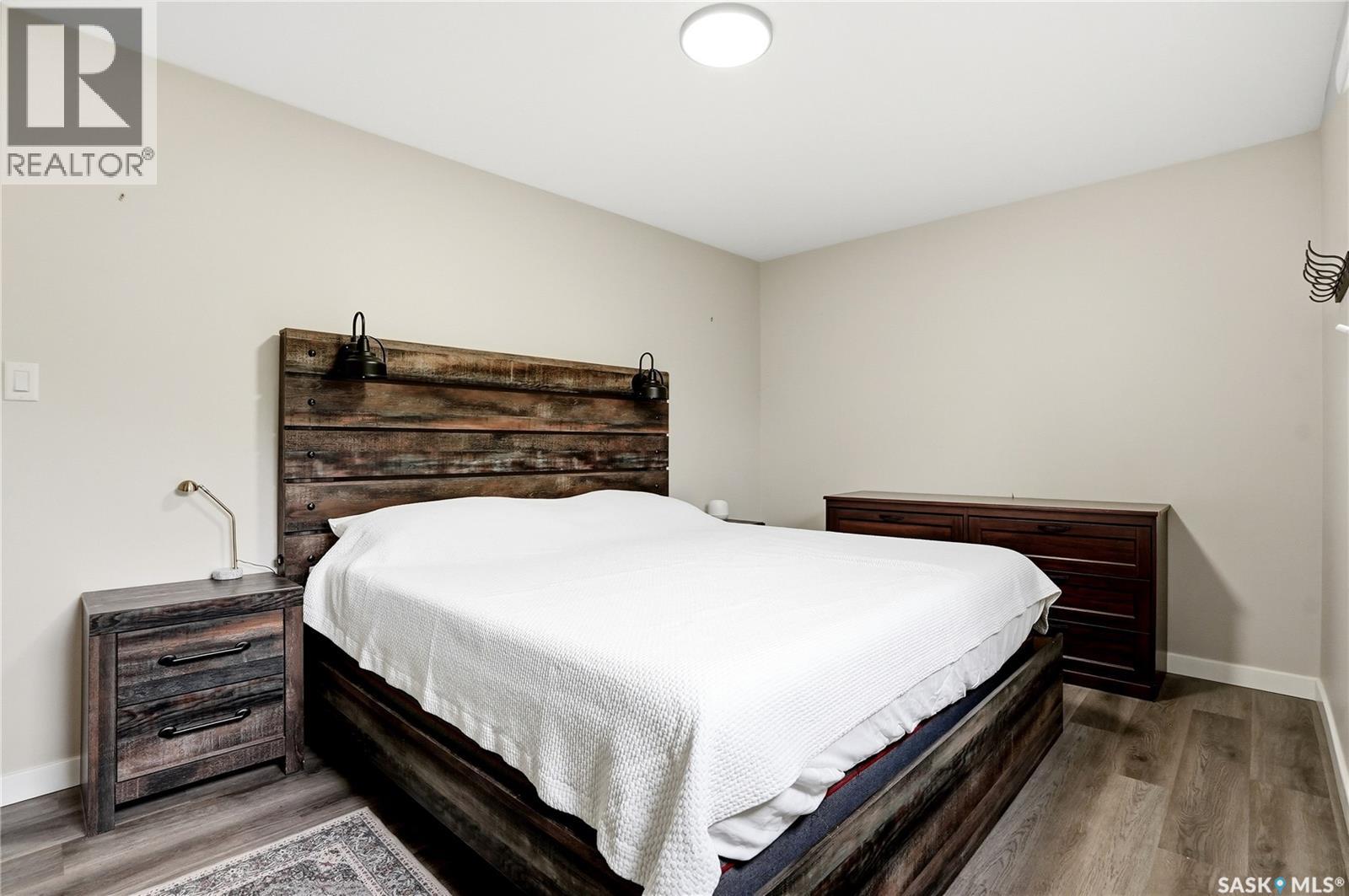 3345 Mountbatten STREET - 20