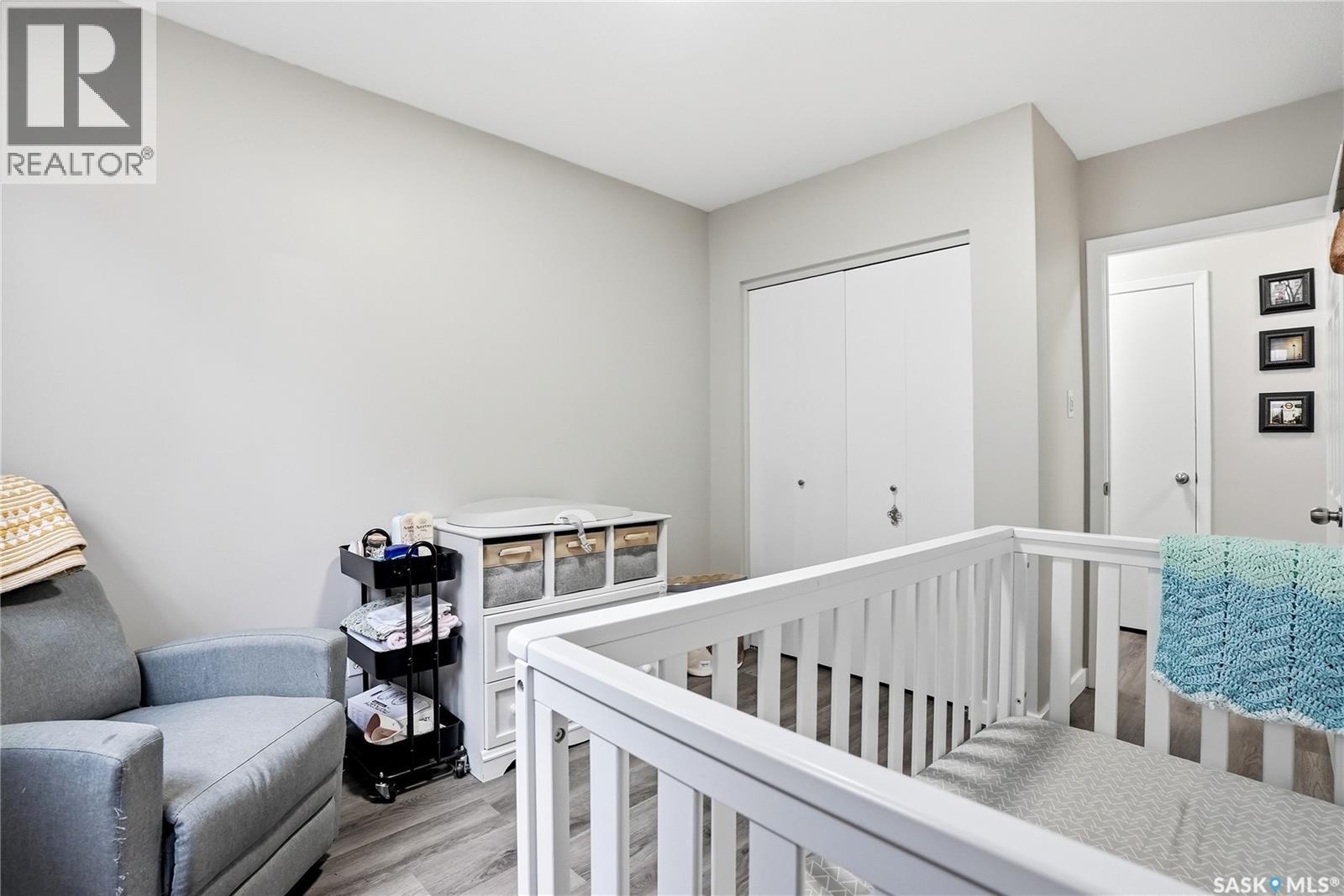 3345 Mountbatten STREET - 23