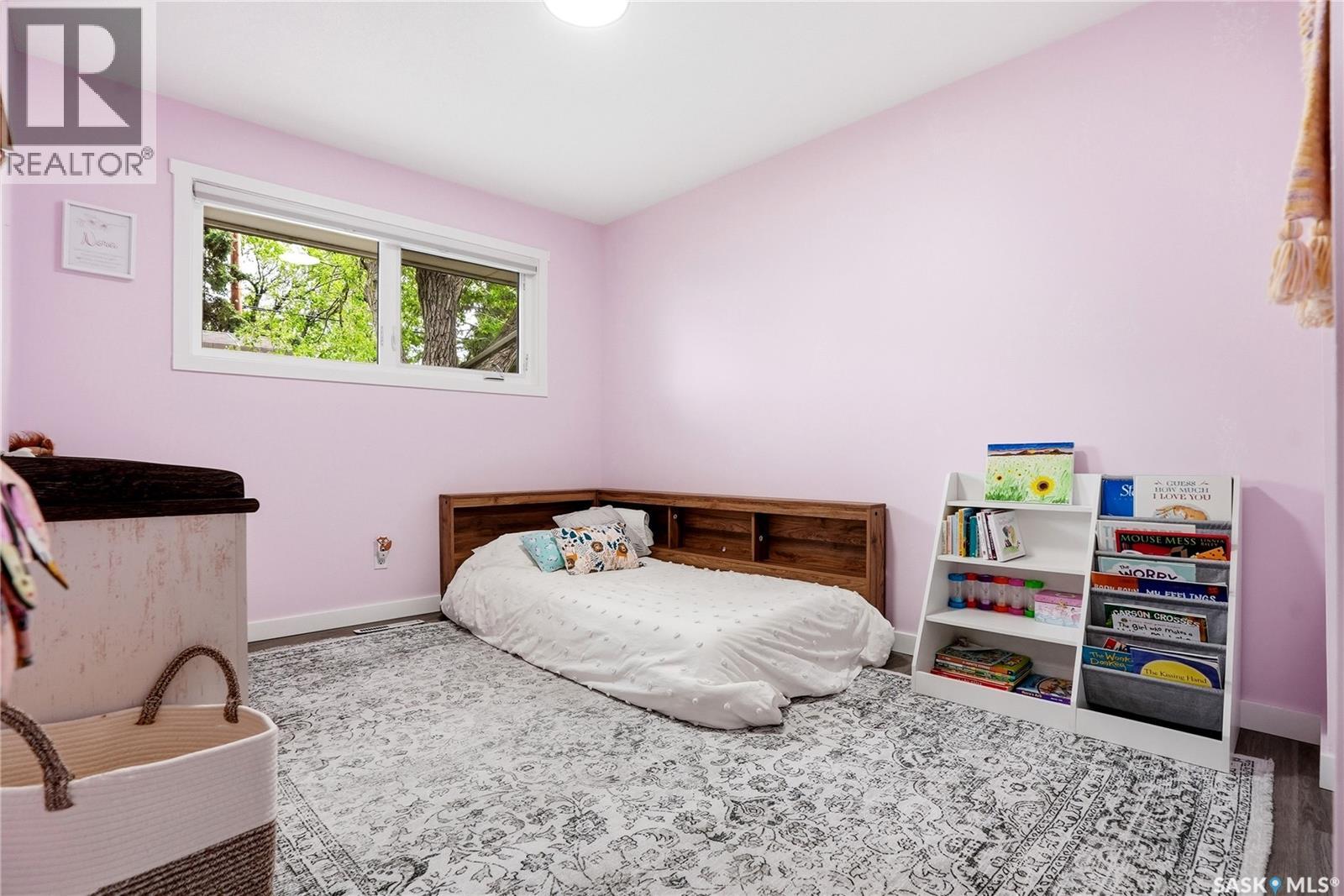 3345 Mountbatten STREET - 24