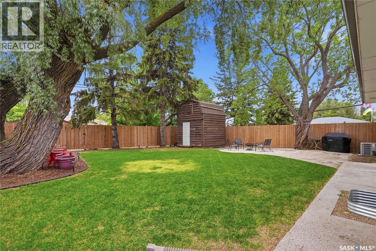 3345 Mountbatten STREET - 45