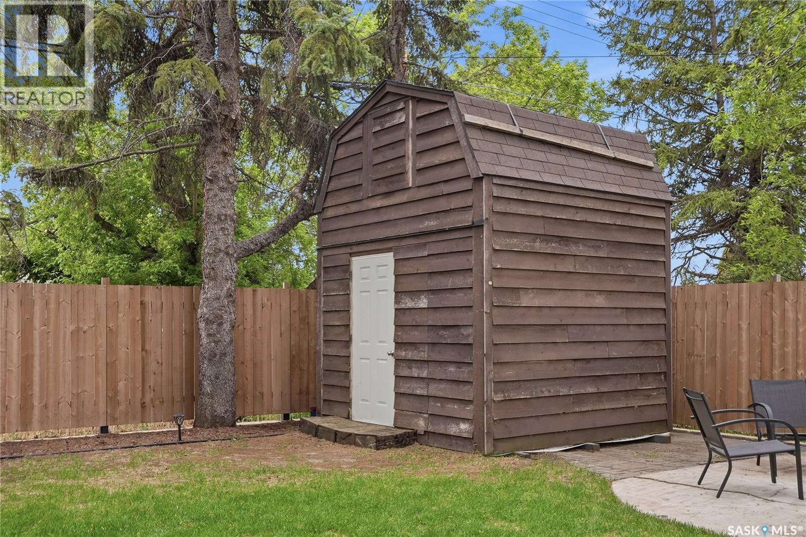 3345 Mountbatten STREET - 50