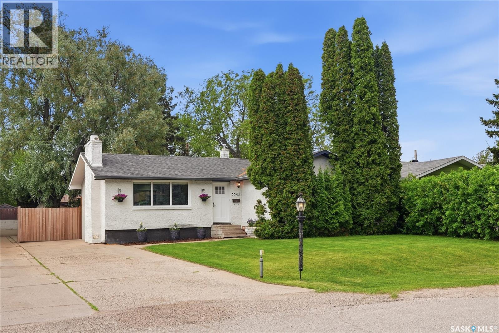 3345 Mountbatten STREET - 51