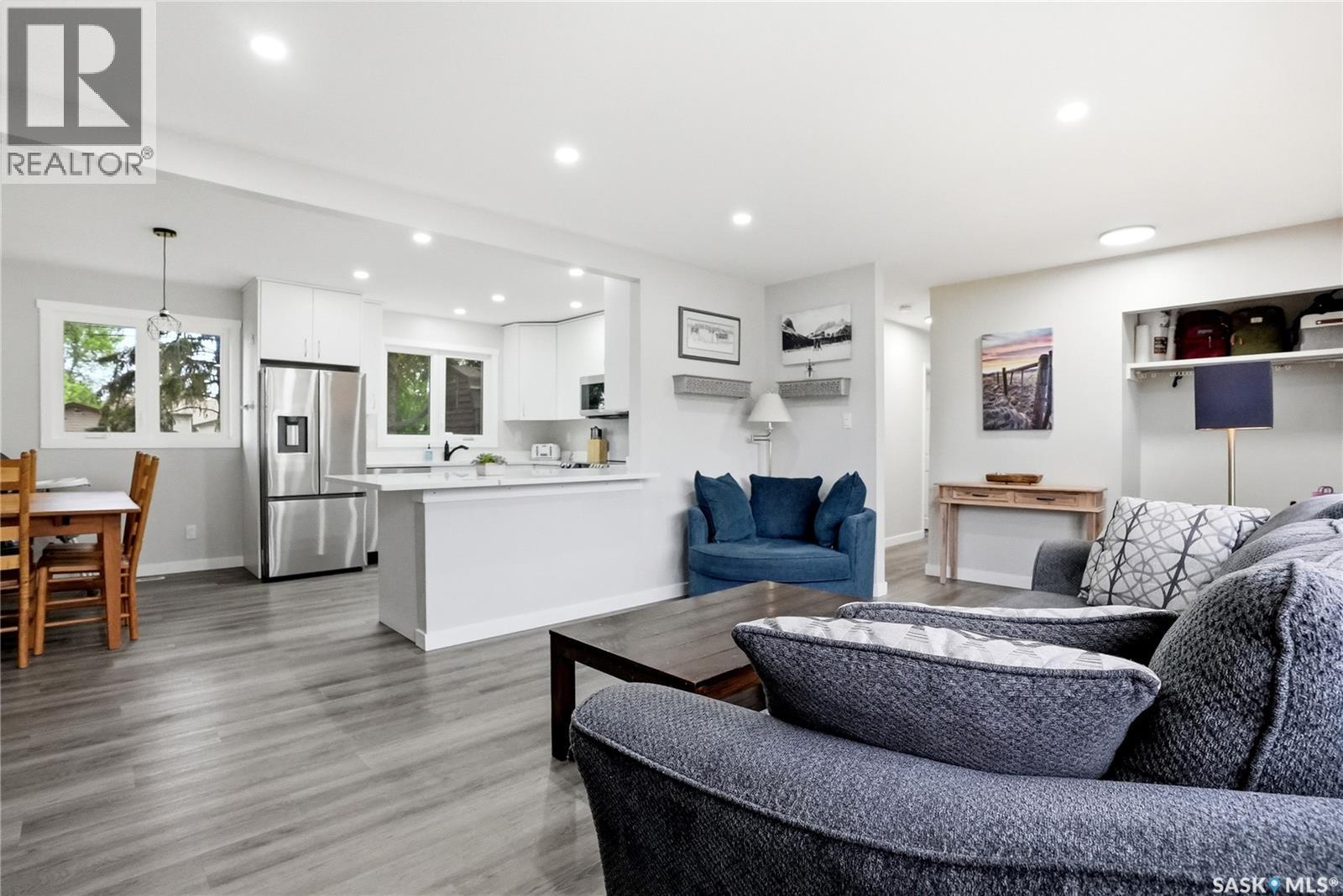 3345 Mountbatten STREET - 7