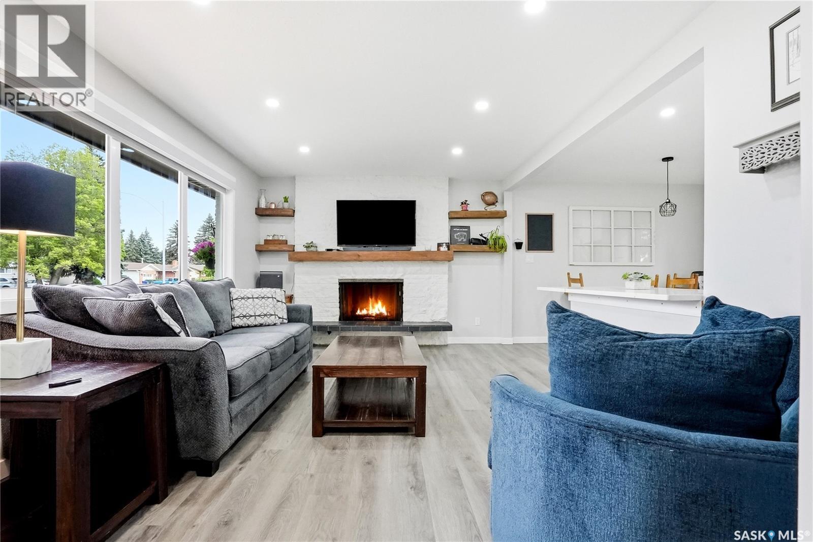3345 Mountbatten STREET - 8