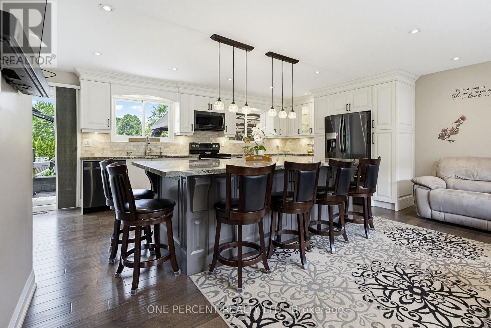 25 HILLTOP DRIVE - 7