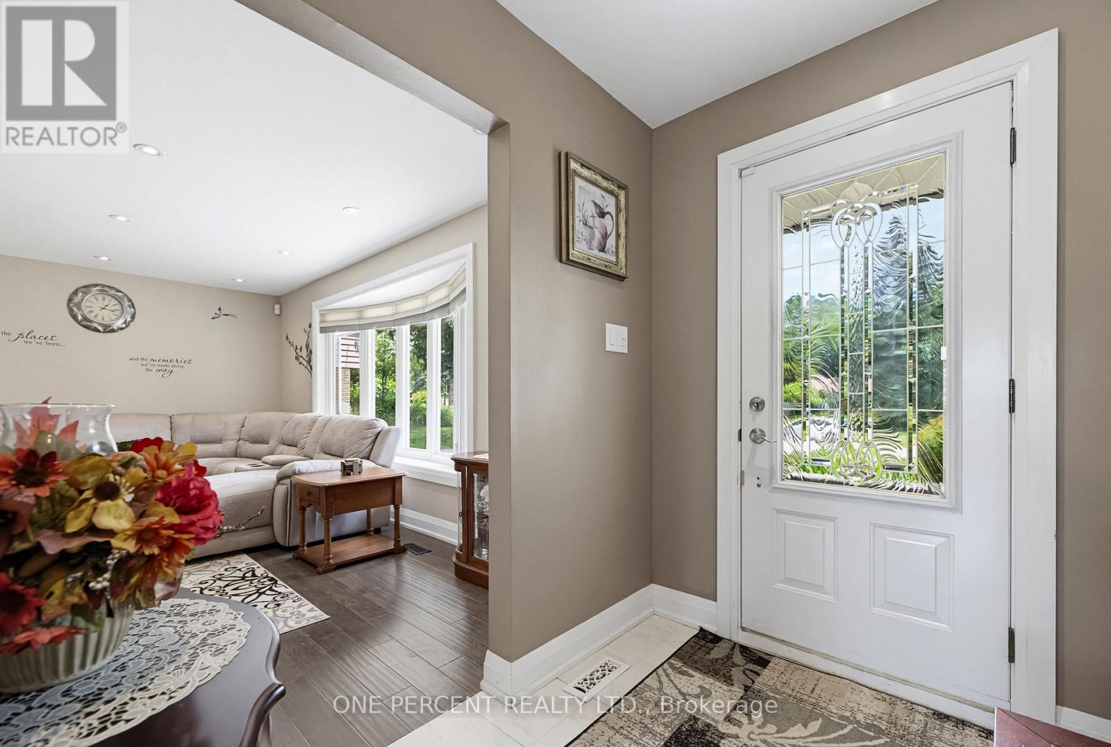 25 HILLTOP DRIVE - 4