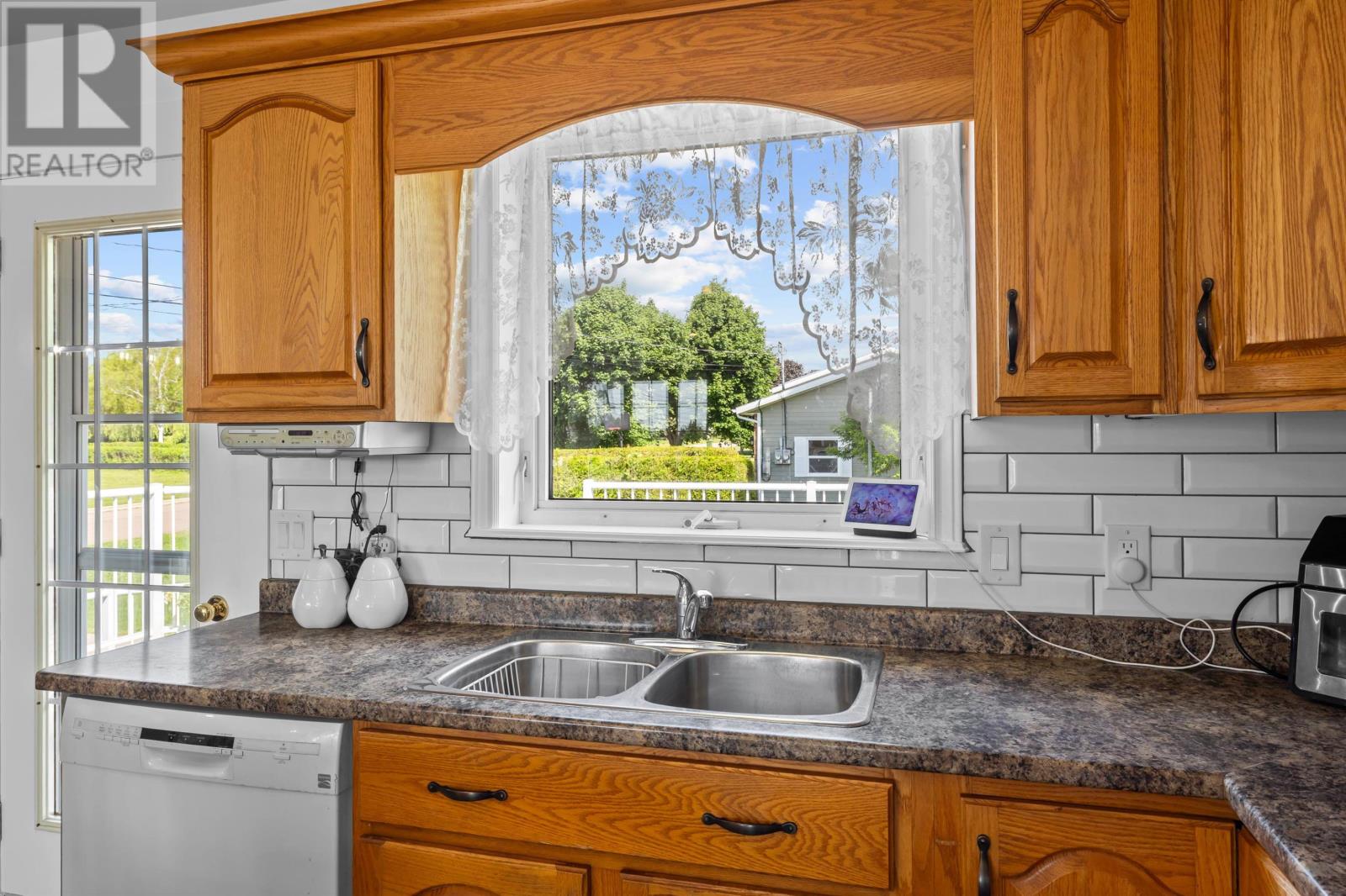 102 Crozier Drive - 15