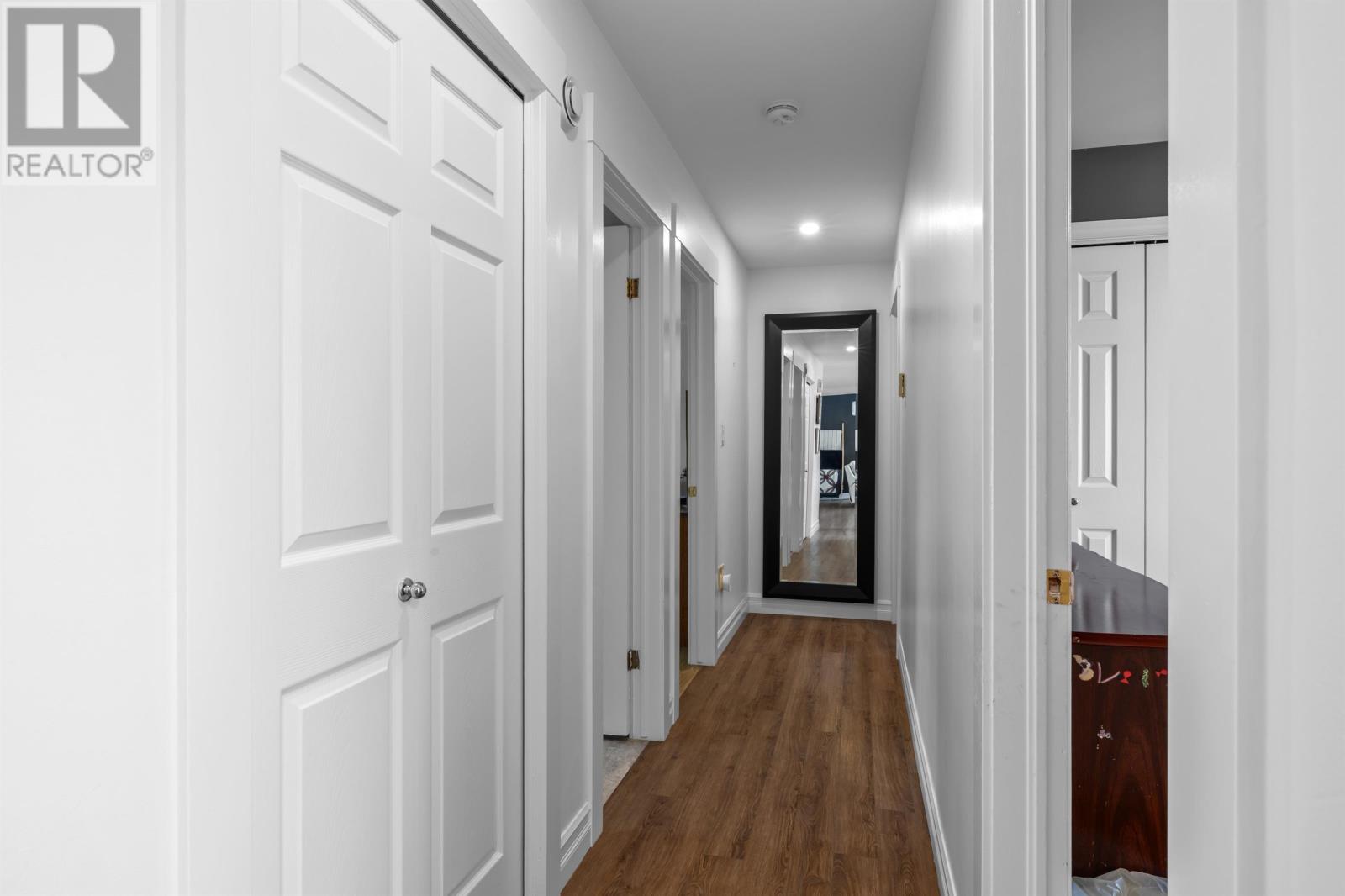 102 Crozier Drive - 21